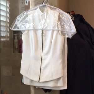 2 PC White Suit Set Size 2